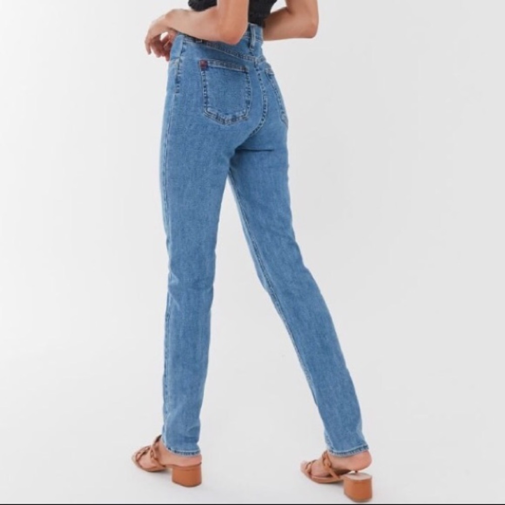 BDG High-waist Girlfriend Jeans